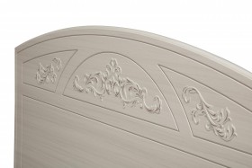 Кровать "Каролина" (вудлайн кремовый/Сандал белый/патина/ортопед/1600) в Асино - asino.katalogmebeli.com | фото 6