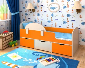 Кровать Малыш-мини с бортиком Дуб молочный/Оранжевый в Асино - asino.katalogmebeli.com | фото